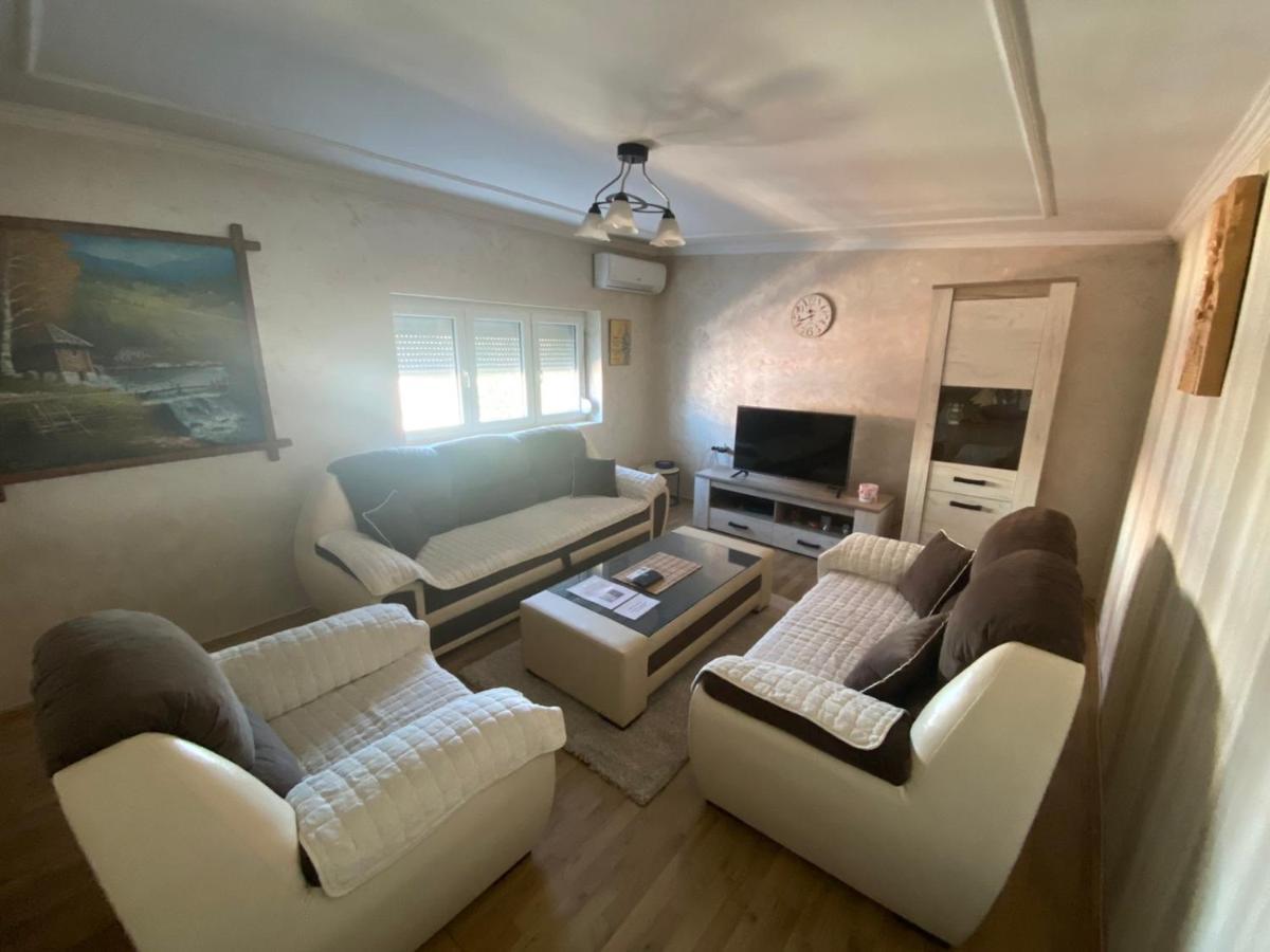 Ferienwohnung Apartman Nikšić Exterior foto