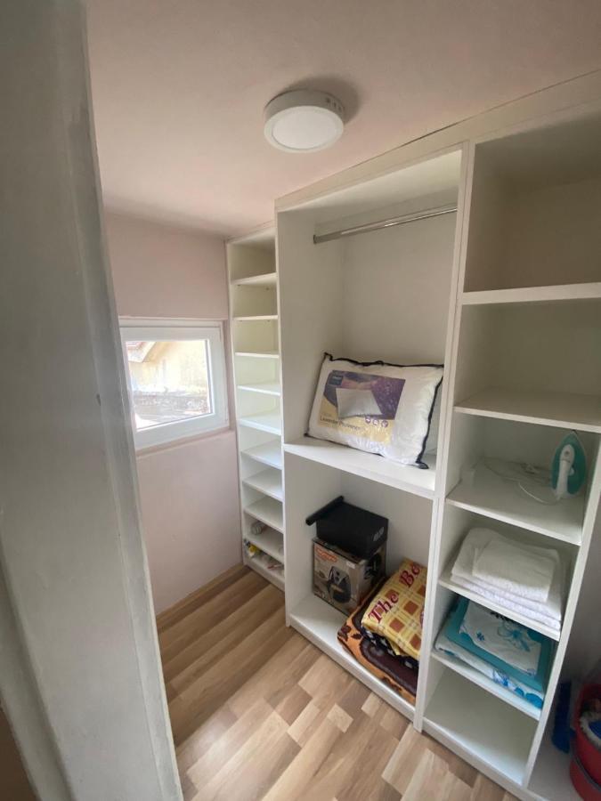 Ferienwohnung Apartman Nikšić Exterior foto